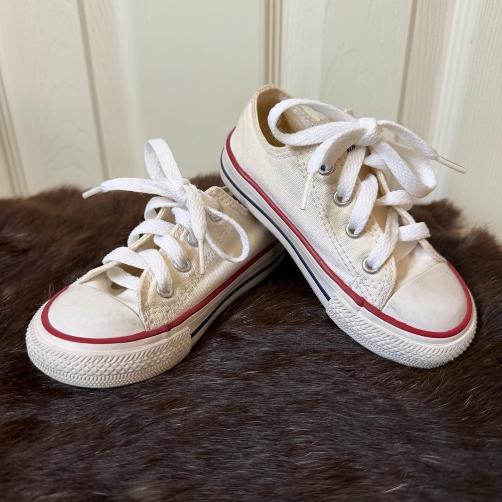 Converse Chuck Taylor All Star White Canvas Low-Top Sneakers Toddler Size 7